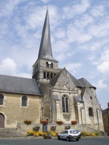Le clocher tors du Vieil-Baugé