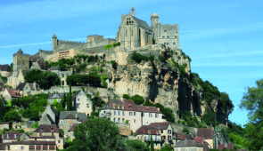 <p>Découvrez le pays de Jacquou-le-Croquant, avec au programme pas moins de huit sites BPF et douze villages classés parmi les plus beaux de France. Les différentes richesses de la région  ......</p><div class="more"><a href="https://ffvelo.fr/randonner-a-velo/ou-quand-pratiquer/sejours-et-voyages/9e-etoile-perigord-quercy/" target="_blank" title="9e étoile Périgord-Quercy" >Lire la suite</a></div>