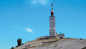 <p>Partez sur les routes du Vaucluse et de la Drôme provençale guidé par des encadrants locaux. Lescircuits vous mèneront autour du mont Ventoux par les gorges de la Nesque, la vallée du T ......</p><div class="more"><a href="https://ffvelo.fr/randonner-a-velo/ou-quand-pratiquer/sejours-et-voyages/du-mont-vntoux-aux-monts-du-vaucluse-2025/" target="_blank" title="DU MONT VNTOUX AUX MONTS DU VAUCLUSE" >Lire la suite</a></div>