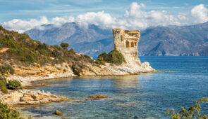 <p>Au départ d’Ajaccio, où la terre se mêle majestueusement à la mer, la Corse vous séduira par la splendeur de ses paysages sauvages et variés. Vous apprécierez les charmes de l’île de Be ......</p><div class="more"><a href="https://ffvelo.fr/randonner-a-velo/ou-quand-pratiquer/sejours-et-voyages/le-grand-tour-de-corse-2025/" target="_blank" title="LE GRAND TOUR DE CORSE" >Lire la suite</a></div>